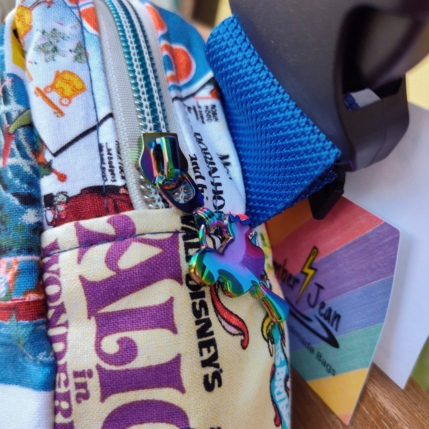 D Retro Movie Calli Belt Bag