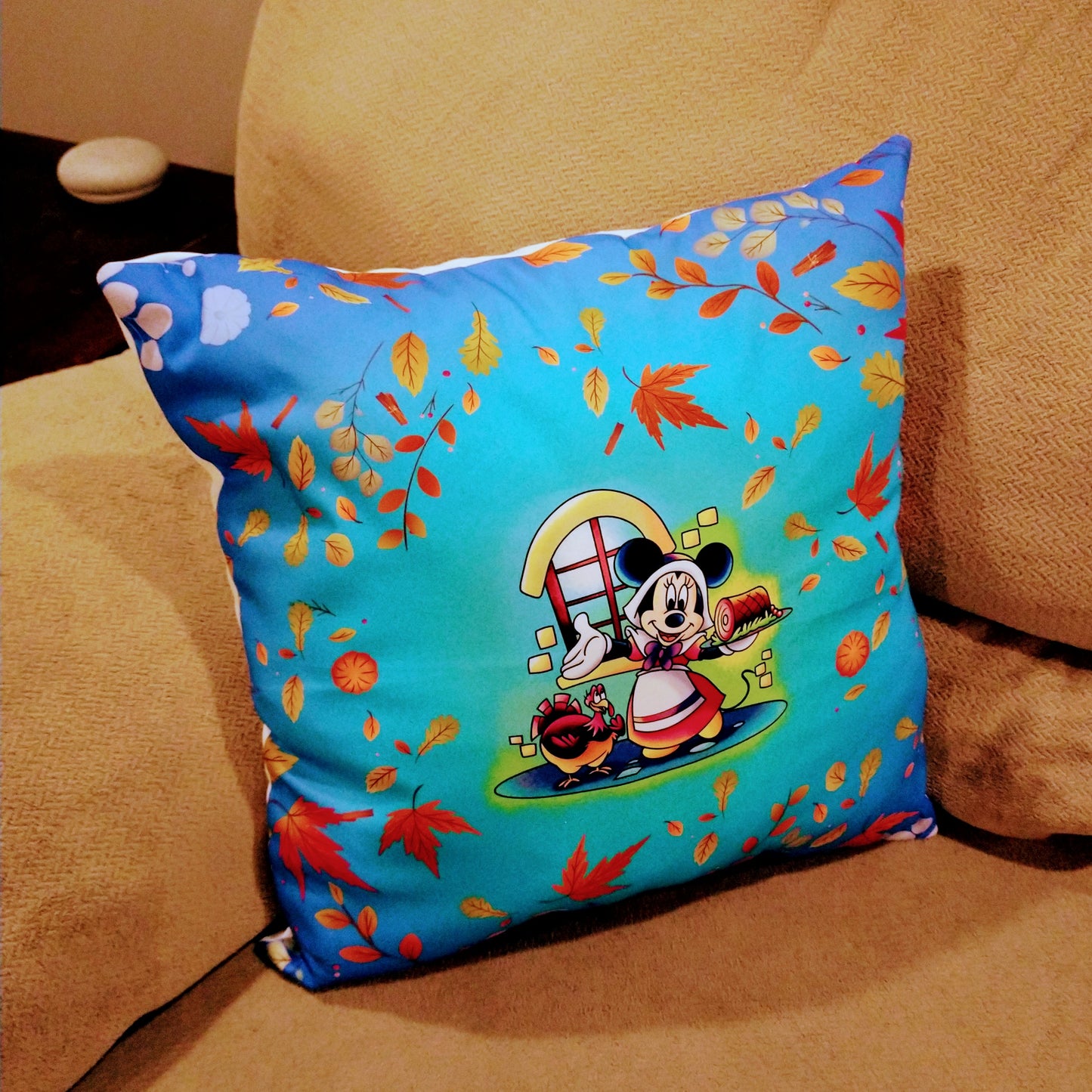 D Character Fall Thanksgiving Pillows