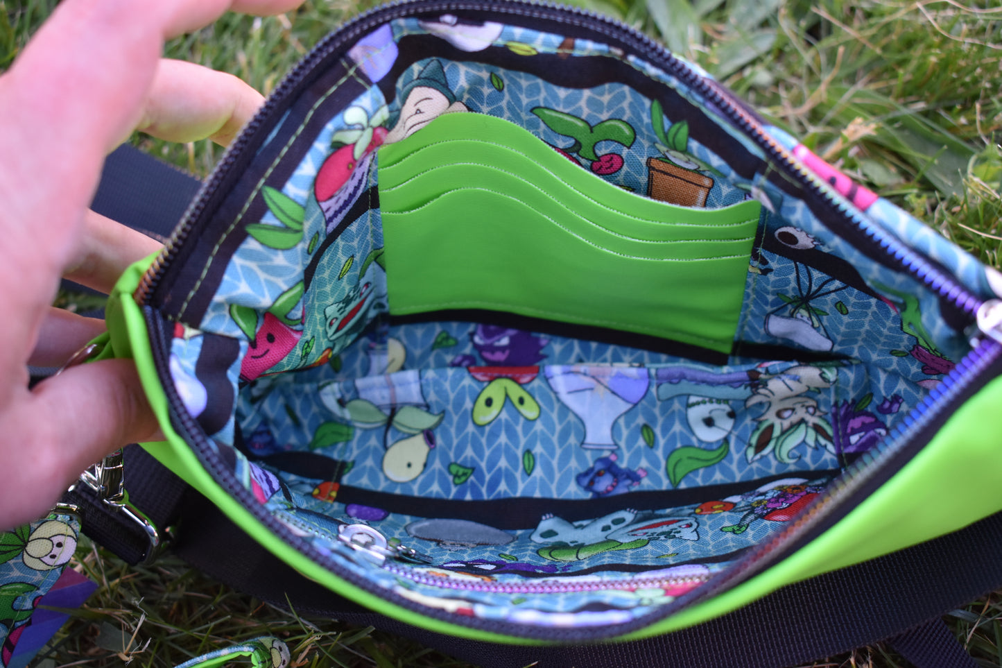 Pocket Monsters Bookshelf Adventure Bag