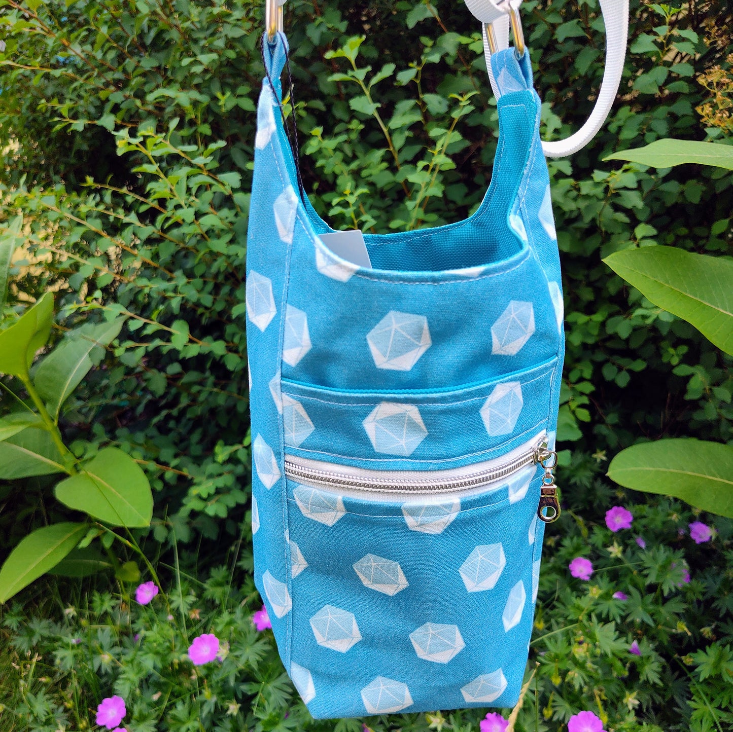 D20 Blue Water Bottle Bag